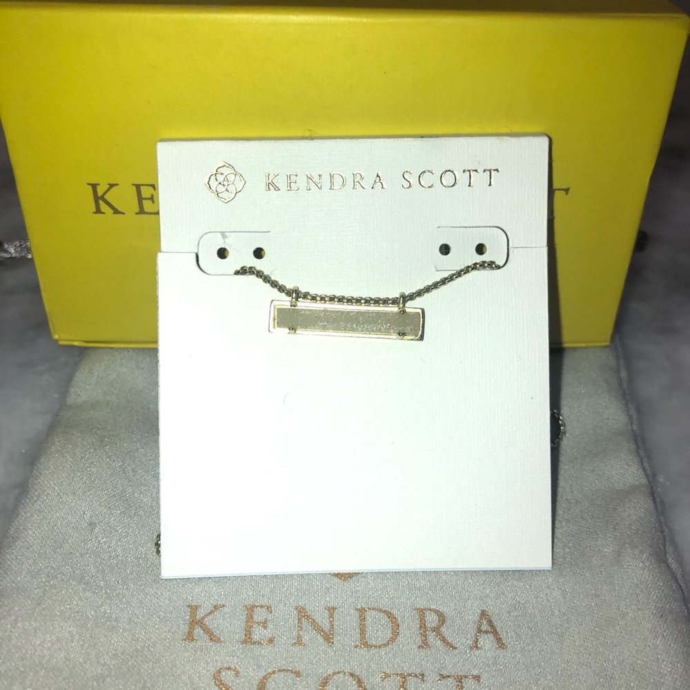 Kendra Scott Leanor necklace iridescent drusy